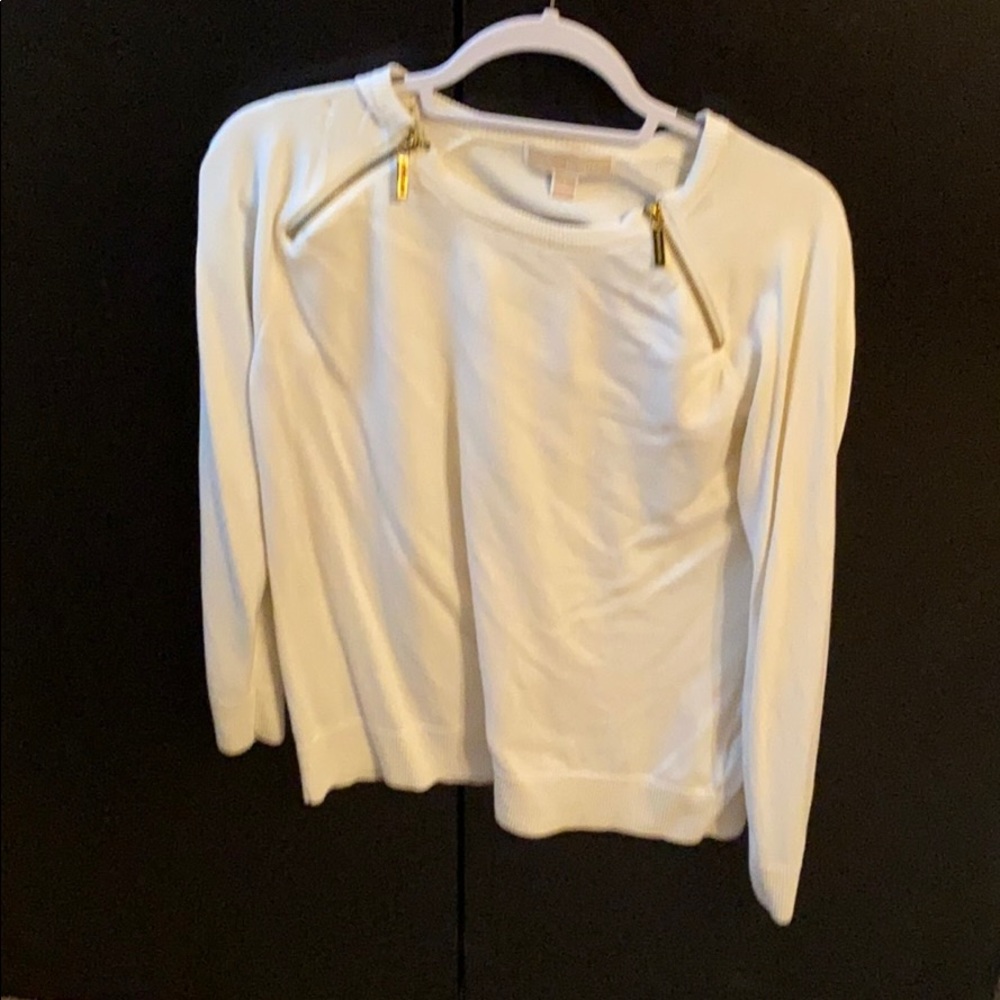 Michale Kors Dressy/Classy long sleeve sweater.